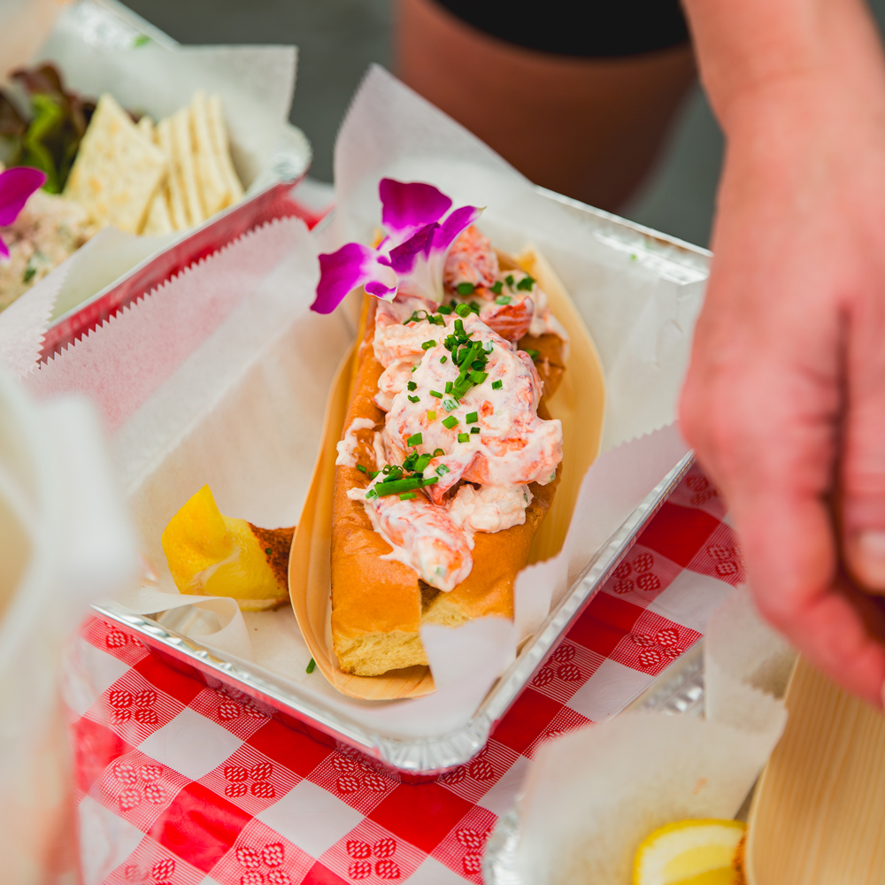 The-Nell-Shell-pop-up-lobster roll at-Miel-Brewery